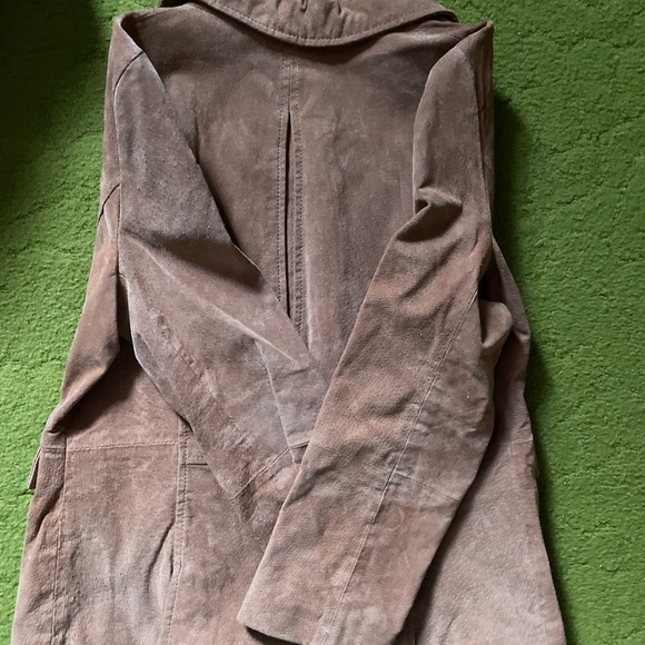 Brown Suede Jacket - Picture 4 of 6